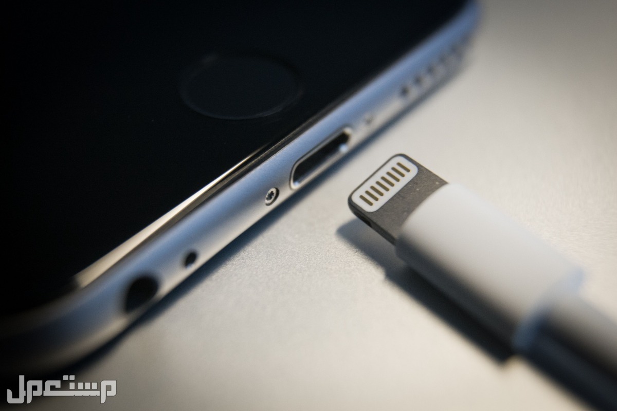 موعد نزول ايفون 15 وأسعاره في السعودية منفذ الشحن USB-C