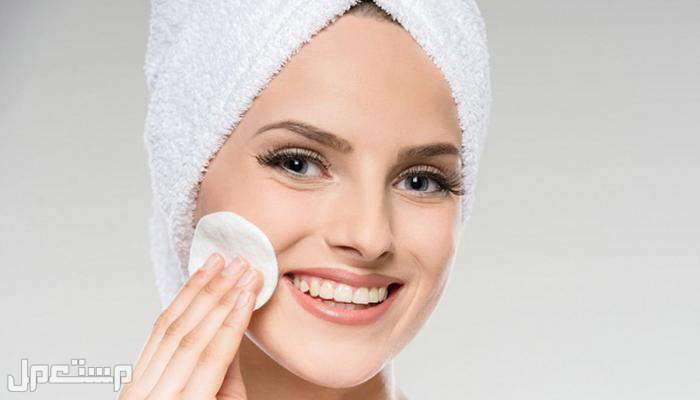 روتين العناية بالبشرة في المنزل بأقل تكلفة في السعودية روتين تنظيف الوجه