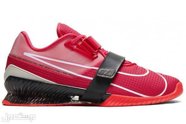 5 أحذية نايك نسائية 2023 في الإمارات العربية المتحدة نايك لونه أحمر