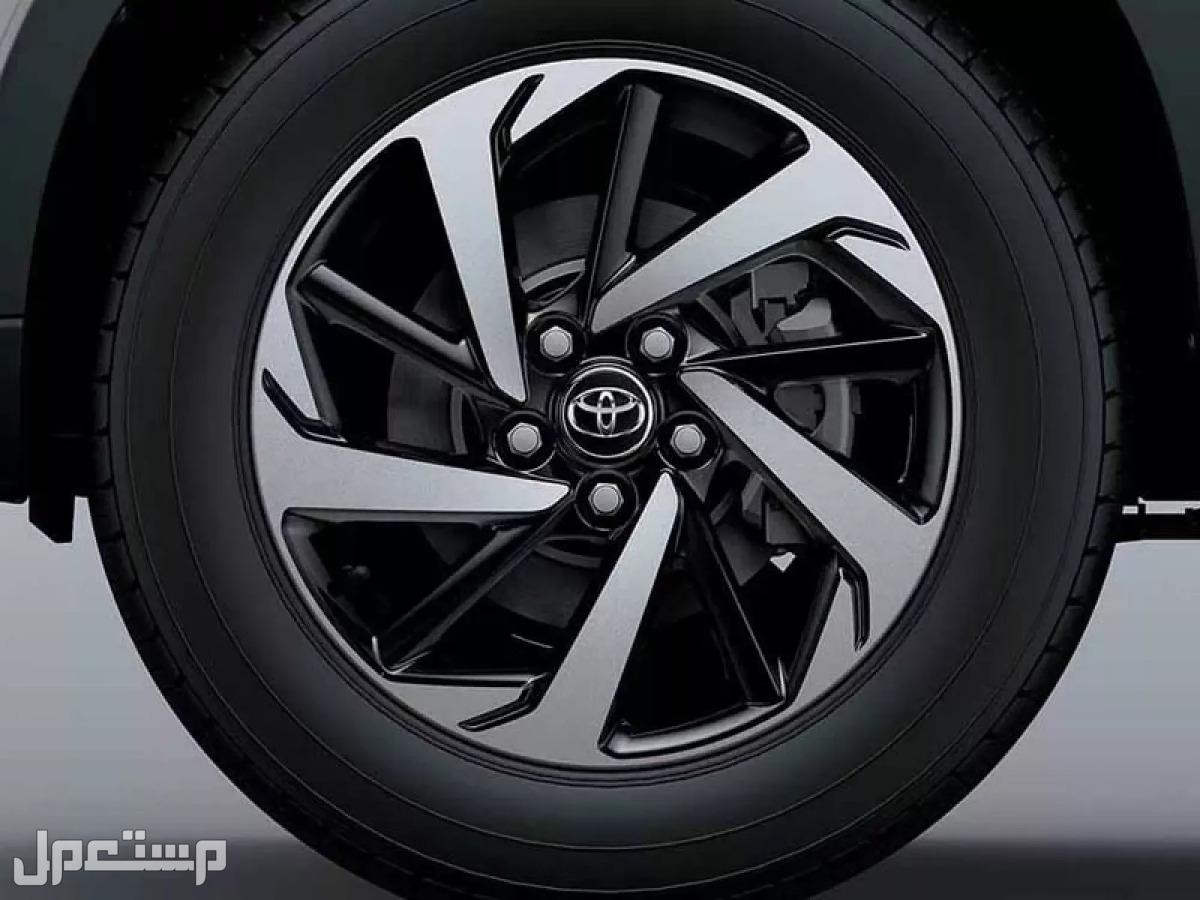 سيارة تويوتا راش Toyota Rush 2023 تعرف على المواصفات والصور والموديلات والأسعار جنوط سيارة تويوتا راش Toyota Rush 2023