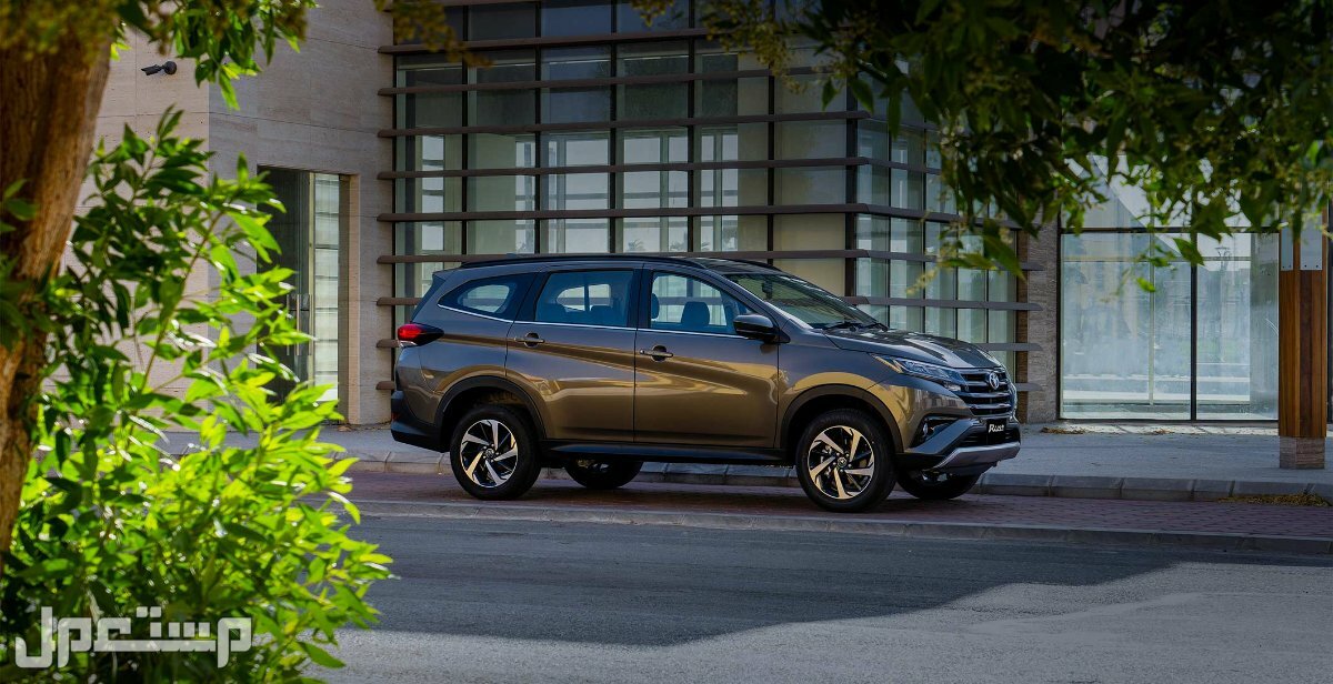 سيارة تويوتا راش Toyota Rush 2023 تعرف على المواصفات والصور والموديلات والأسعار سيارة تويوتا راش Toyota Rush 2023