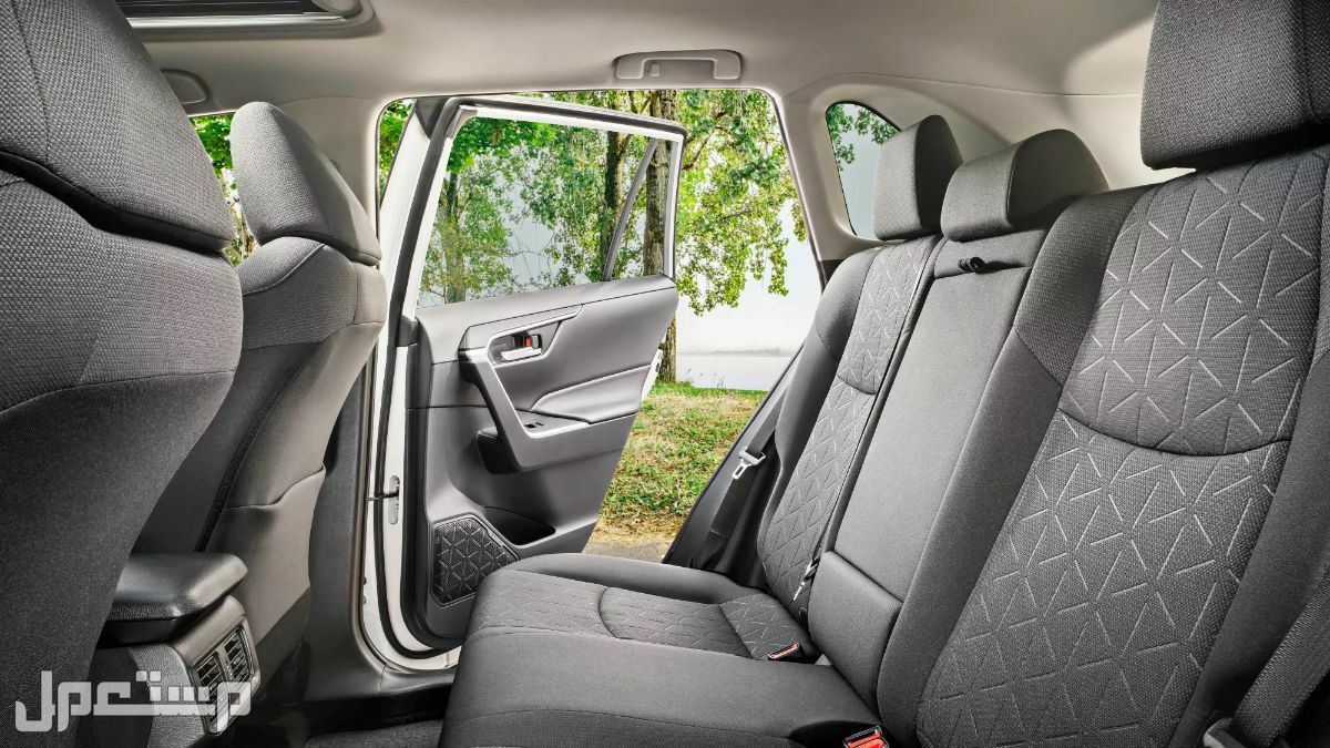 سيارة تويوتا راف4 Toyota RAV4 2023 تعرف على المواصفات والموديلات والأسعار مقاعد سيارة تويوتا راف4 Toyota RAV4 2023