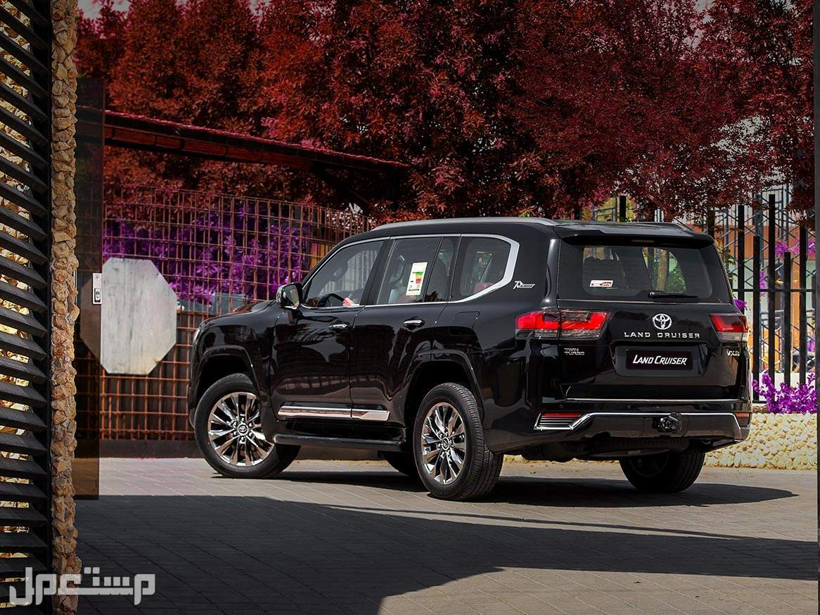 تويوتا لاند كروزر 2023 كل فئات الجي اكس ار هنا مع صورها واسعارها صورة سيارة تويوتا لاند كروزر Toyota ​LAND CRUISER 2023