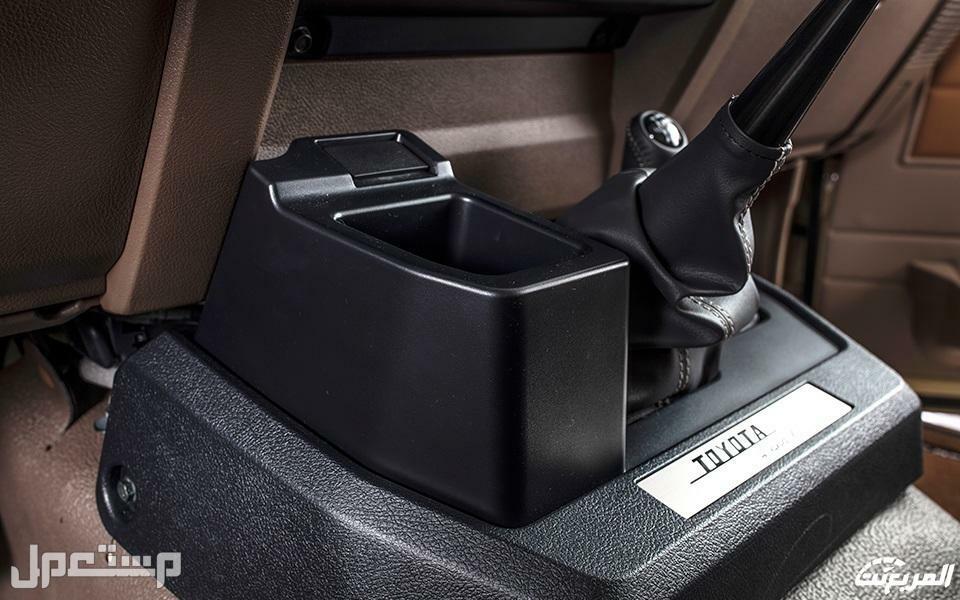 سيارة لاند كروزر 70 Toyota ​LAND CRUISER PICKUP DLX 2023 مواصفات وصور واسعار ناقل حركة صورة سيارة لاند كروزر 70 2023