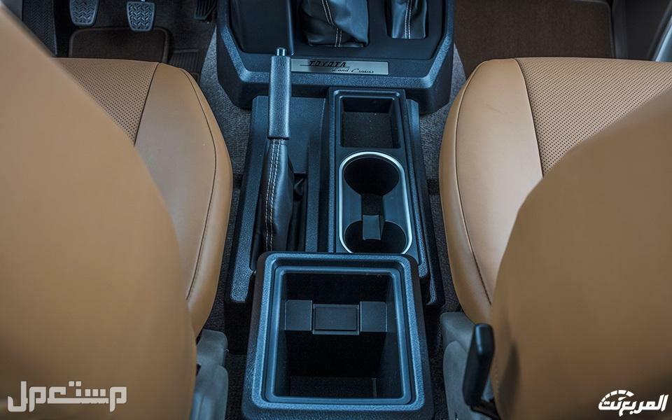 سيارة لاند كروزر 70 Toyota ​LAND CRUISER PICKUP DLX 2023 مواصفات وصور واسعار صورة سيارة لاند كروزر 70 2023 من الداخل