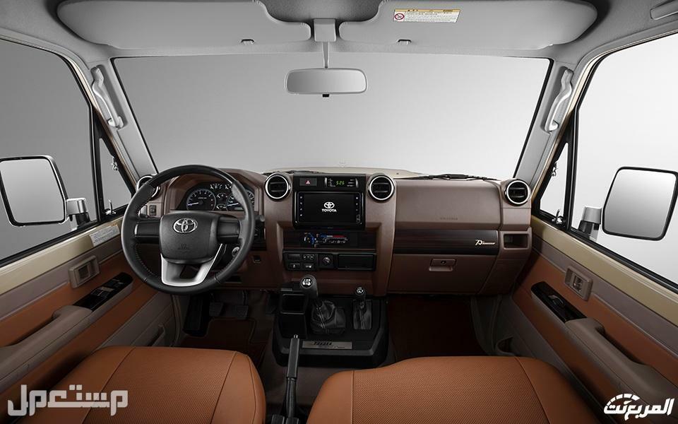 سيارة لاند كروزر 70 Toyota ​LAND CRUISER PICKUP DLX ALLOY WHEEL 2023 مواصفات وصور واسعار سيارة لاند كروزر 70 2023 من الداخل