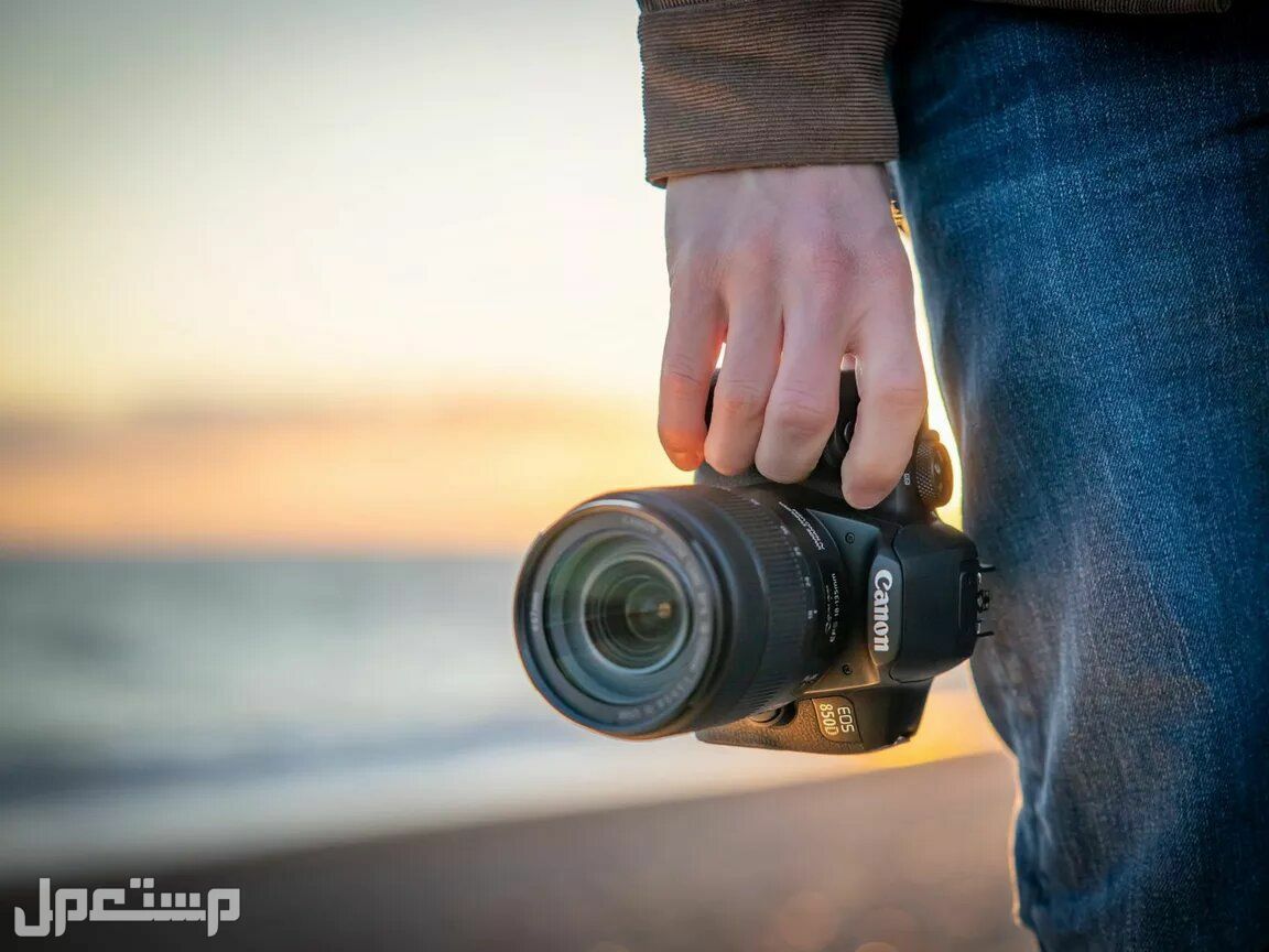 كاميرا كانون EOS 250D الأخف وزنا.. المواصفات والصور والأسعار كاميرا كانون EOS 250D