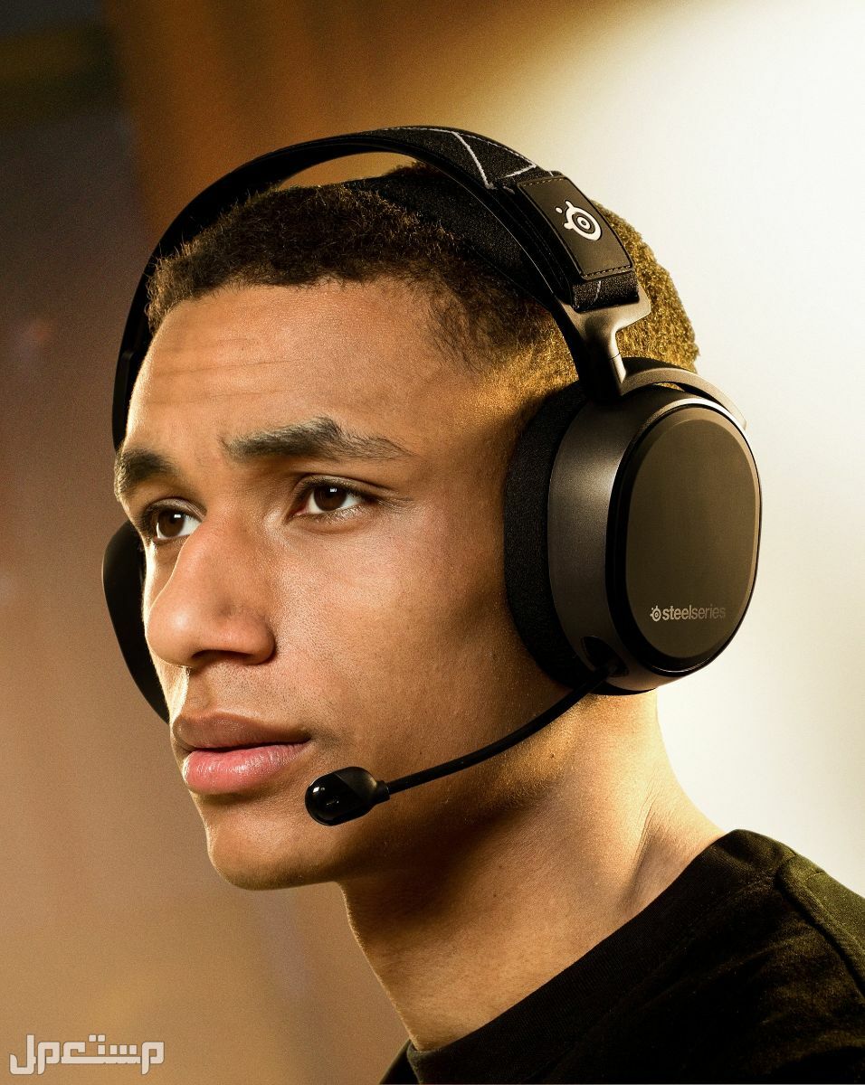 نستكمل معكم التعرف على سماعات جيمنج مع مستعمل SteelSeries Arctis 9 Wireless