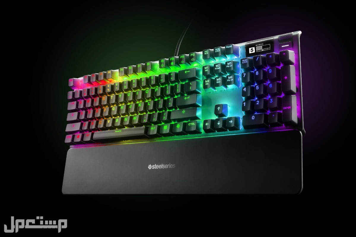 نستكمل معكم انواع كيبورد قيمنق مع مستعمل SteelSeries Apex Pro
