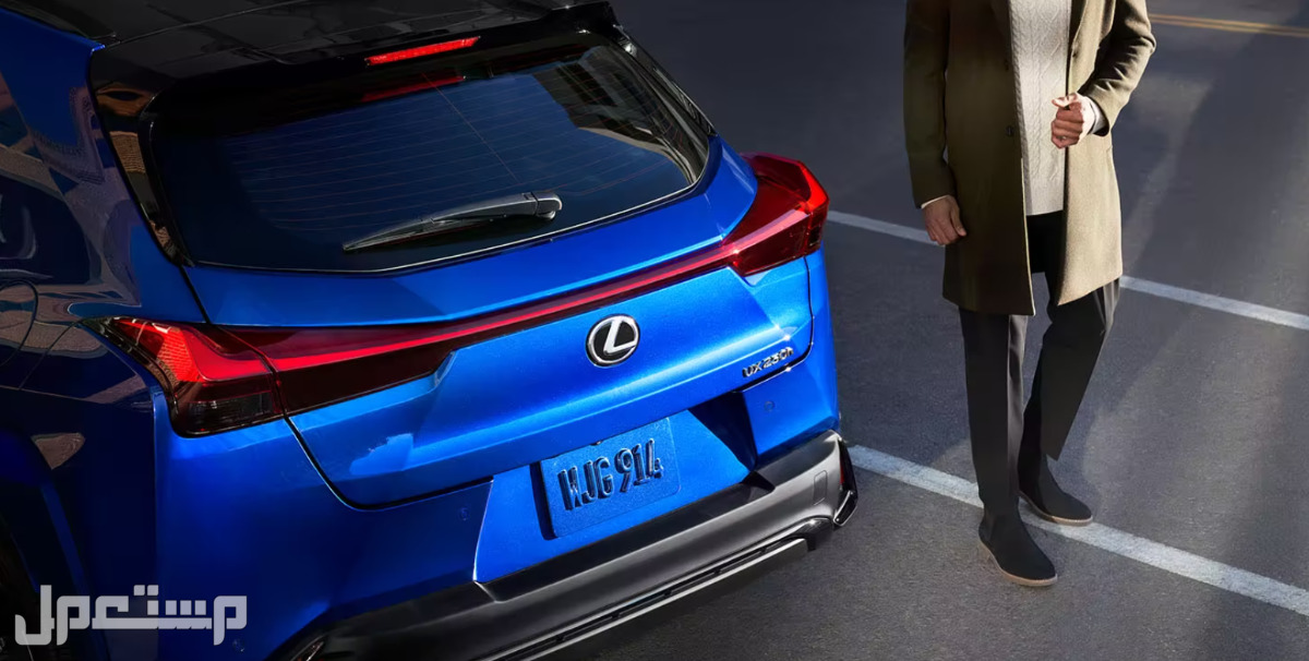 لكزس UX 2023 صور اسعار مواصفات وفئات لكزس UX 2023 من الخلف