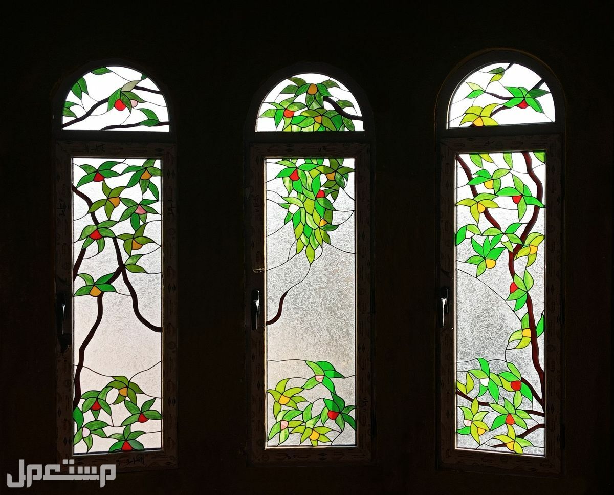 تعرف على أنواع الزجاج المستخدم في الديكور 2025 الزجاج المعشق Stained Glass