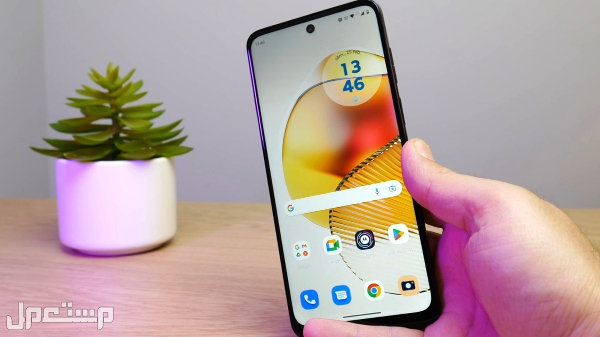 مراجعة هاتف موتورولا Motorola Moto G73 الجديد شاشة موتورولا Moto G73