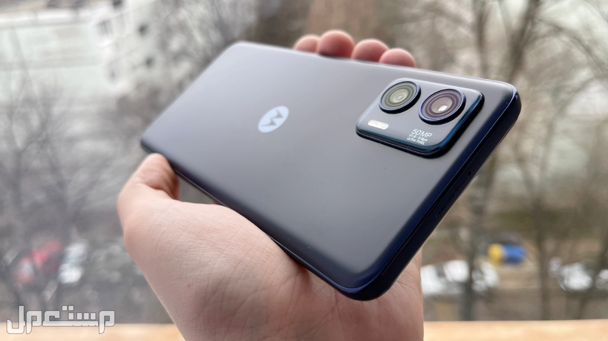 مراجعة هاتف موتورولا Motorola Moto G73 الجديد