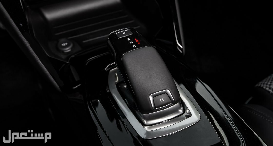 سيارة بيجو Peugeot 2008 2023 1.6L 115HP Allure مواصفات وصور واسعار ناقل حركة سيارة بيجو Peugeot 2008 2023 