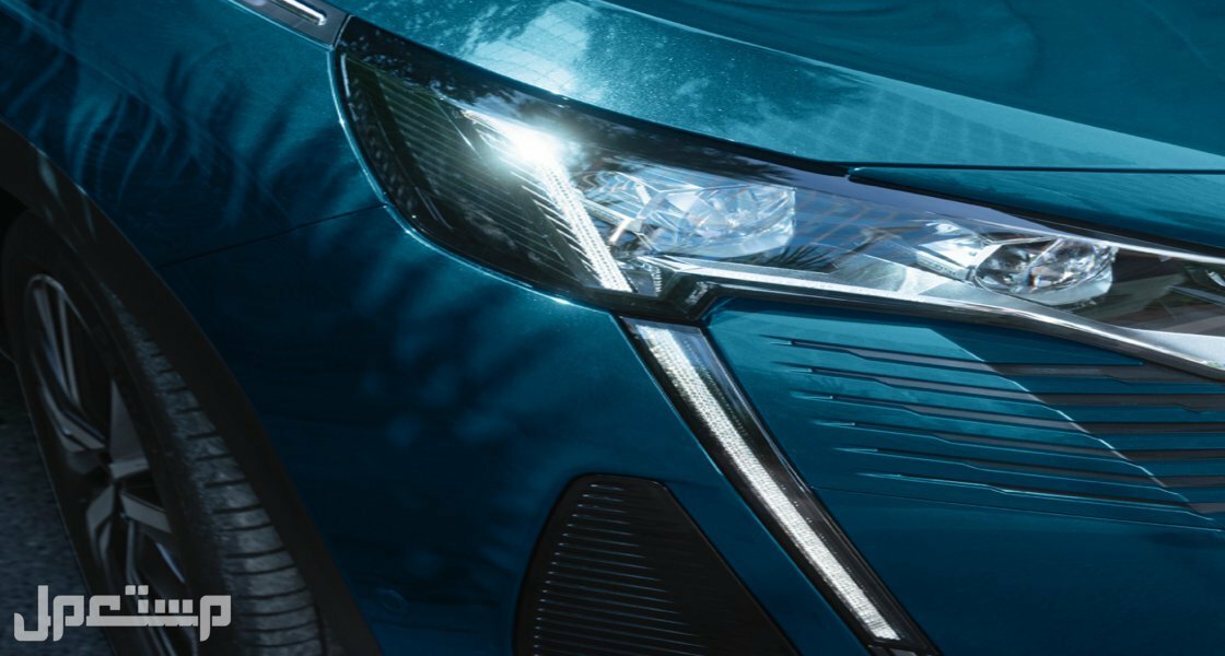 سيارة بيجو Peugeot 5008 2023 1.6T GT Line مواصفات وصور واسعار مصابيح امامية سيارة بيجو Peugeot 5008 2023