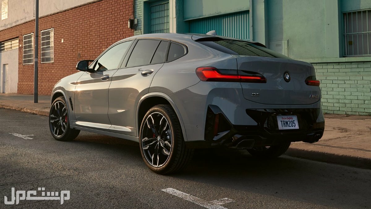 سيارة بي إم دابليو اكس 4 2023 BMW X4 جميع المواصفات و الأسعار سيارة بي إم دابليو اكس 4 2023 BMW X4