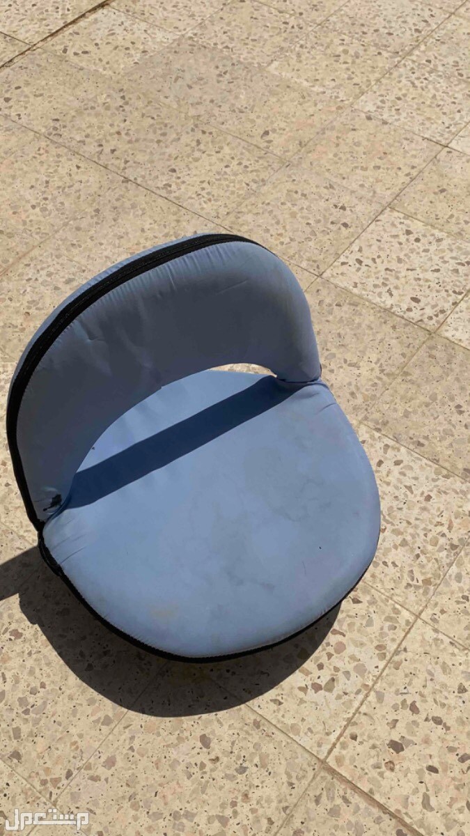 كرسي قابل لطي  ماركة كرسي طلعات  في عنيزة بسعر 50 ريال سعودي