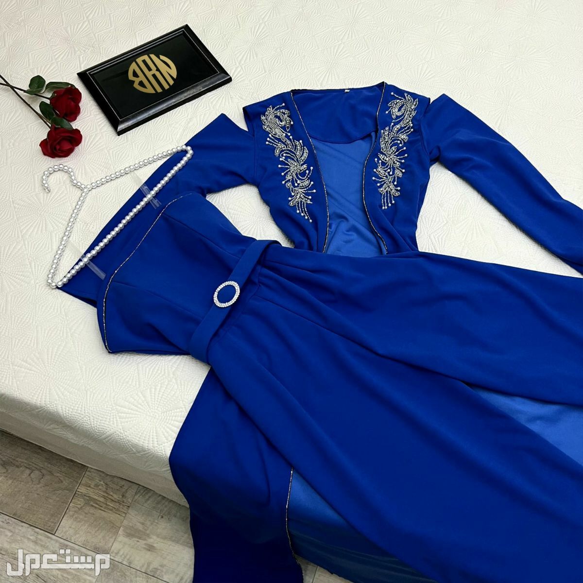 فستان العيد اللون الاكثر طلبا مع تصميم مميز