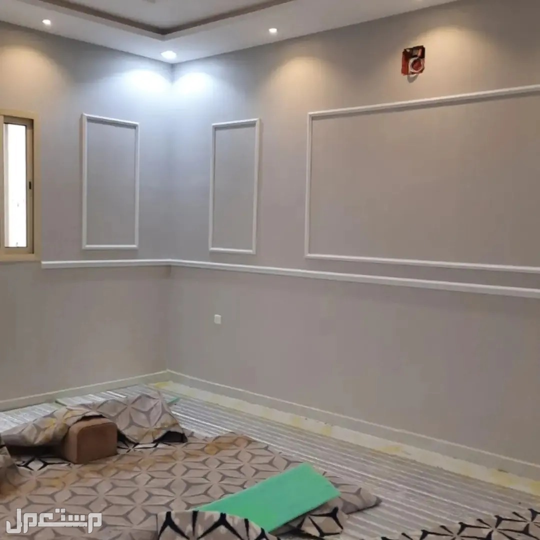 شقة للايجار في حي العارض ابوخالد لجميع  فني دهانات وديكورات