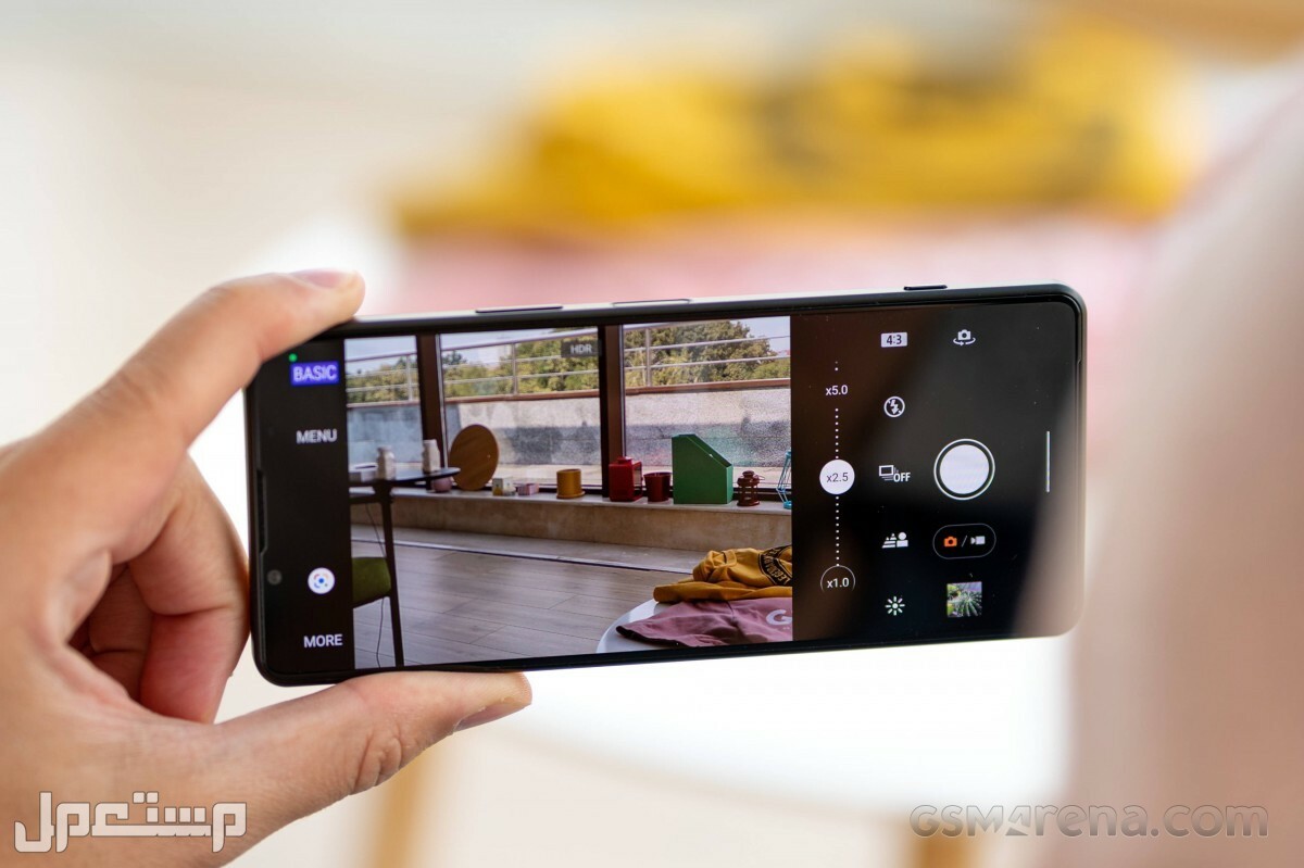 مواصفات هاتف سوني اكسبيريا Sony Xperia 5 IV مقارنة بـ ايفون 13 برو