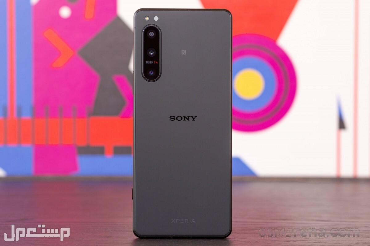 مواصفات هاتف سوني اكسبيريا Sony Xperia 5 IV مقارنة بـ ايفون 13 برو