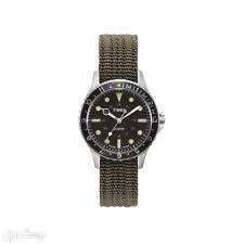 أفضل ساعات كوارتز لعام 2023 ساعة TIMEX ARCHIVE NAVI HARBOR WATCH مع سوار بني