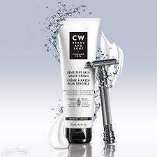 أفضل كريم حلاقة للرجال تفاصيل كريم SENSITIVE SKIN SHAVE FOAM