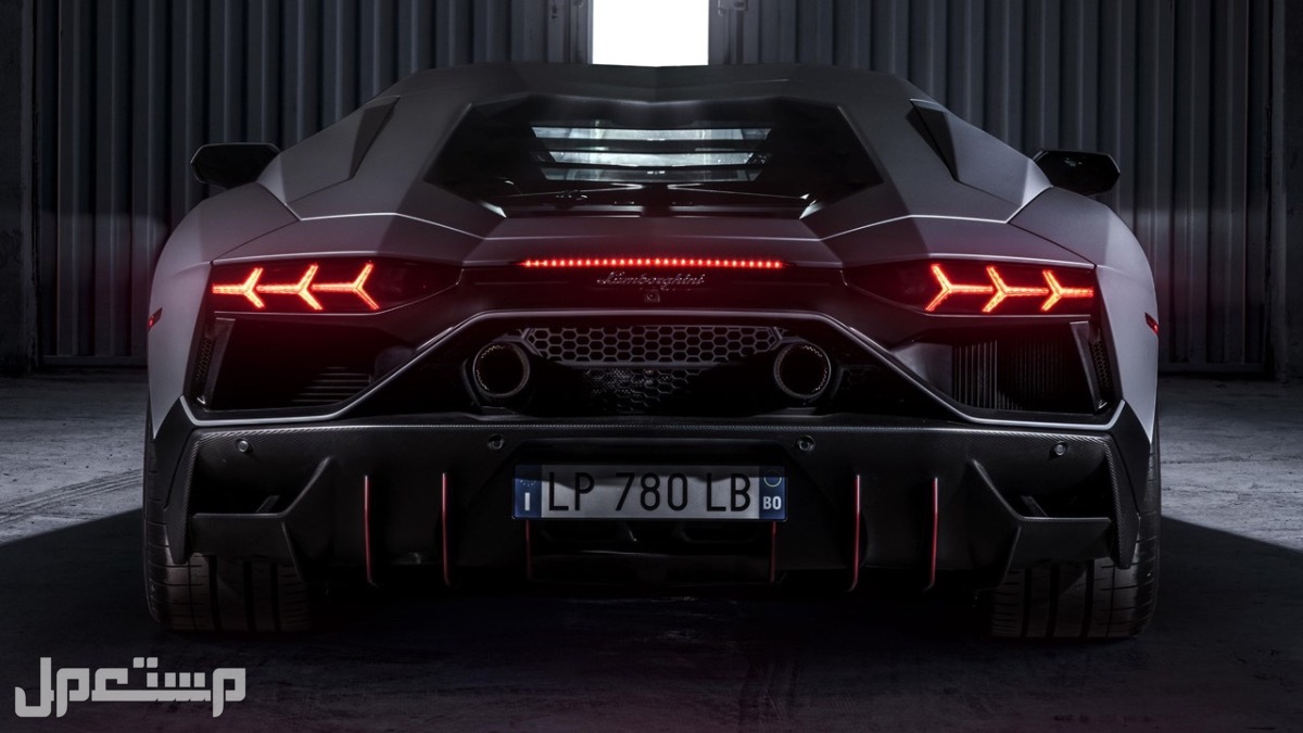 سيارة لامبورجيني افينتادور 2023 جميع المواصفات والصور لامبورجيني افنتادور  2023 Lamborghini aventador
