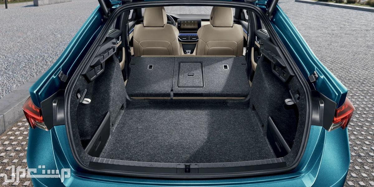 سيارة سكودا اوكتافيا SKODA OCTAVIA Ambition 2023 مواصفات وصور واسعار مقاعد قابلة للطي سيارة سكودا اوكتافيا SKODA OCTAVIA 2023