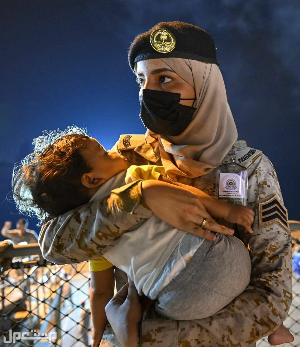 صور اجلاء السعودية للسودان في العراق صورة المجندة السعودية