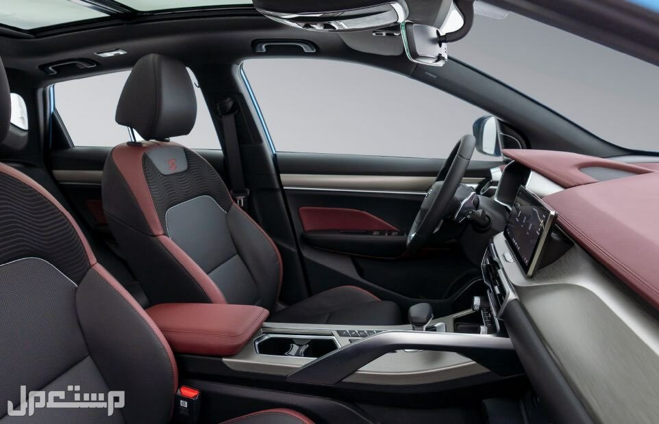 جيلي كولراي 2024 جميع المواصفات والصور سيارة جيلي كولراي 2024 Geely coolray