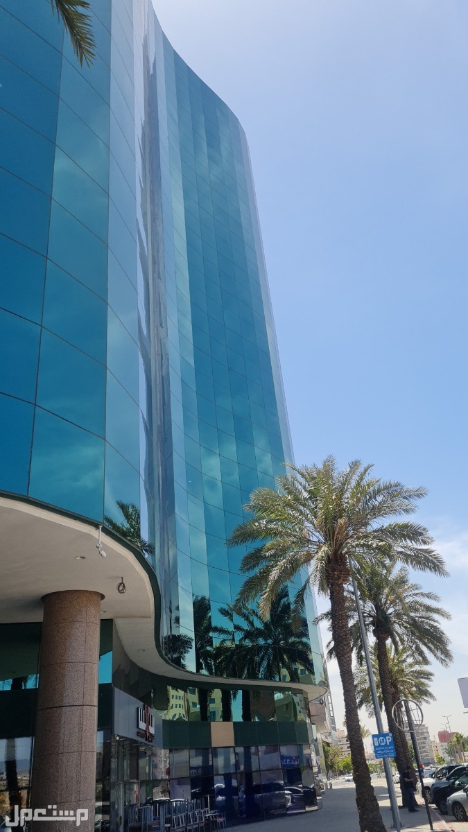 صيانة مكائن تنظيف واجهات المباني  في جدة نظافة واجهات المباني تأهيل مكائن تنظف الواجهات الزجاجية