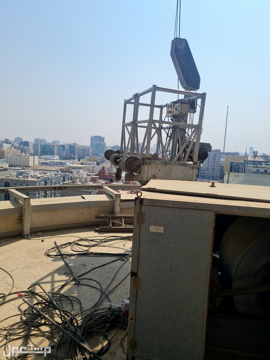 صيانة مكائن تنظيف واجهات المباني  في جدة اصلاح مكائن تنظيف الواجهات، تأهيل مكائن تنظيف واجهات، تصليح سقالة كهربية، جندولة