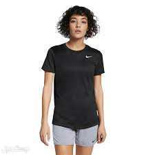 نصائح لاختيار القطع الأساسية للملابس الرياضية النسائية في العراق تيشرت NIKE Dri-Fit Legend T-shirt