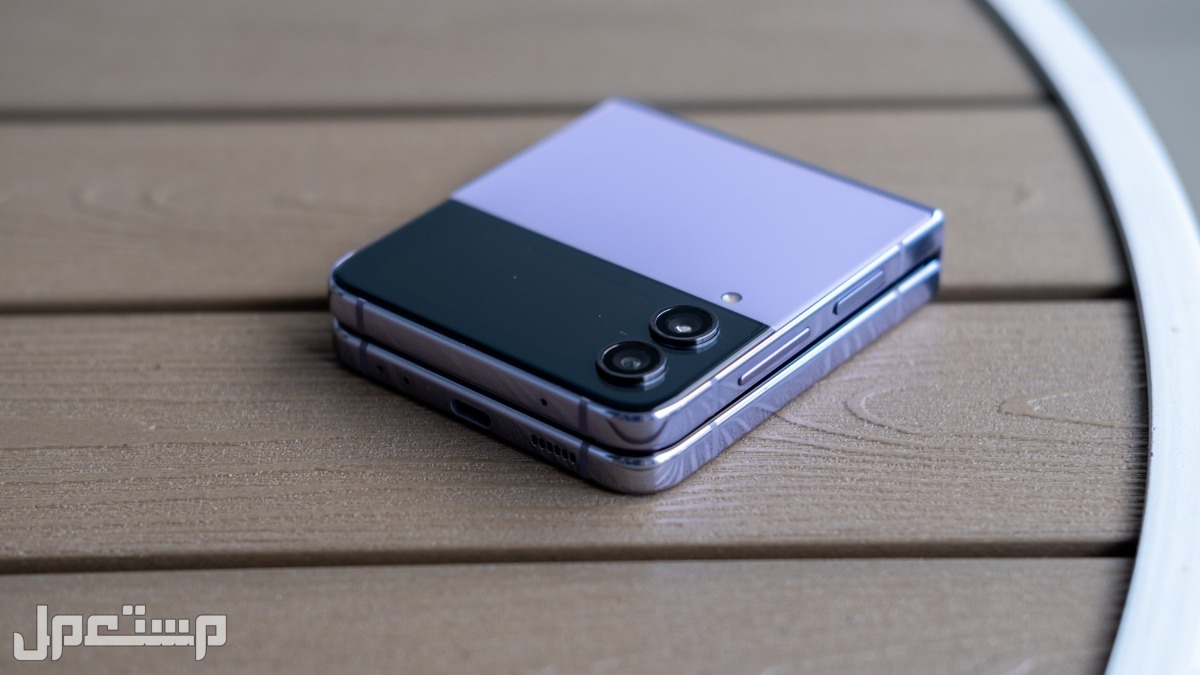 تعرف على افضل هاتف قابل للطي يستحق الشراء "مواصفات وأسعار" في الأردن هاتف سامسونج Galaxy Z Flip 4