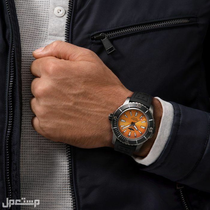مواصفات وأسعار ساعات بريتلينغ الأصلية شكل ساعة SUPEROCEAN AUTOMATIC 48 في اليد