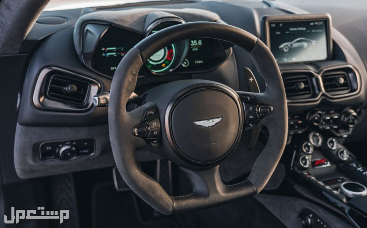 استون مارتن فانتاج 2023 صور اسعار مواصفات وفئات عجلة قيادة استون مارتن فانتاج 2023