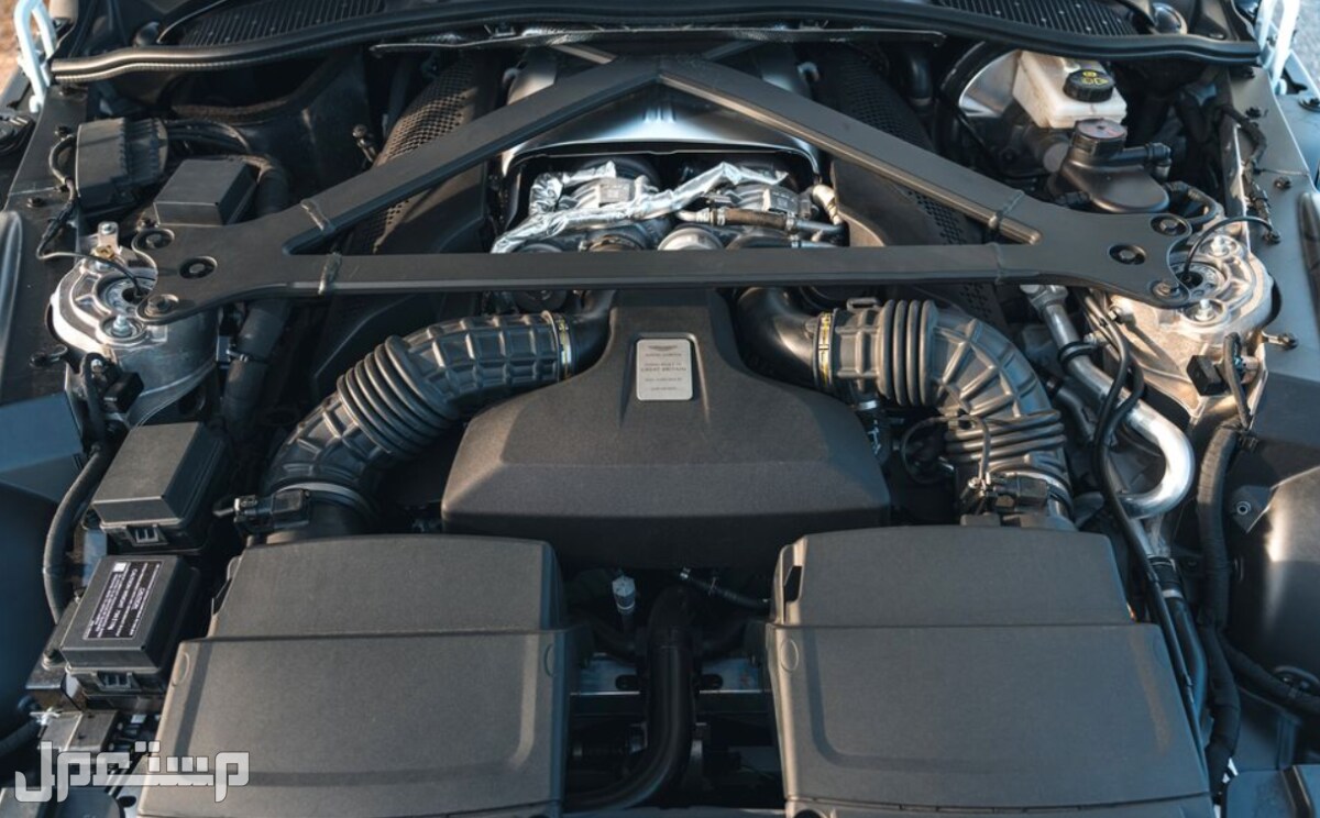 استون مارتن فانتاج 2023 صور اسعار مواصفات وفئات محرك استون مارتن فانتاج 2023