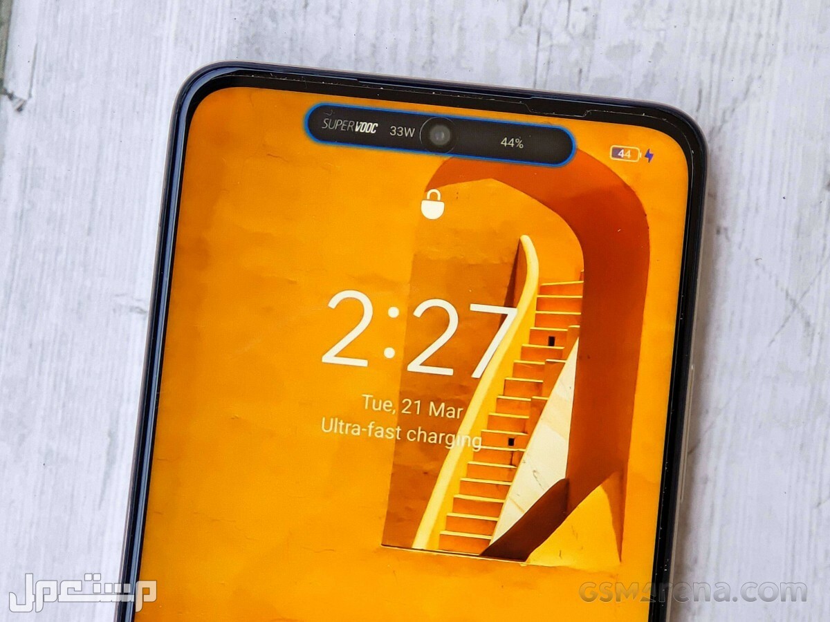 مراجعة هاتف ريلمي الجديد Realme C55 ومقارنته مع ريلمي C33 ميزة Mini Capsule
