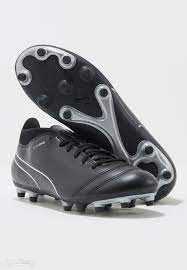 أسعار ومواصفات أفضل حذاء كرة قدم للعشب الصناعي حذاء PUMA One 17.4 V III FG Soccer باللون الأسود