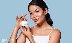 مواصفات أفضل مرطب للبشرة المختلطة طريقة استخدام مرطب Avene Hydrance AQUA-GEL