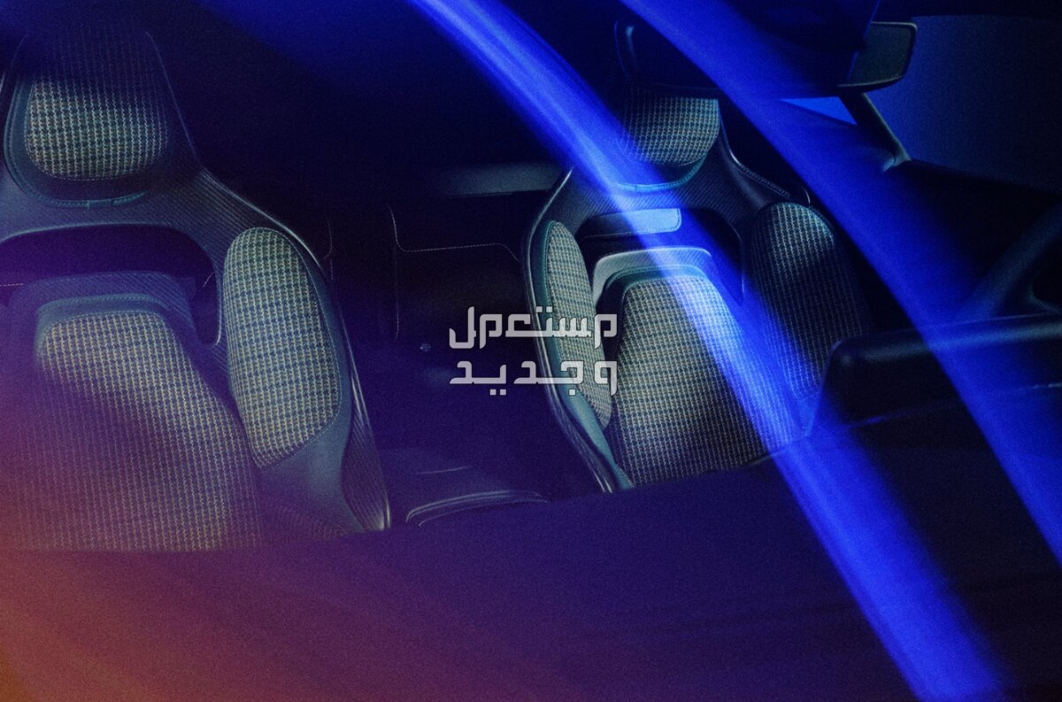 استون مارتن فالور 2024 صور اسعار مواصفات وفئات تفاصيل استون مارتن فالور 2024 الداخلية