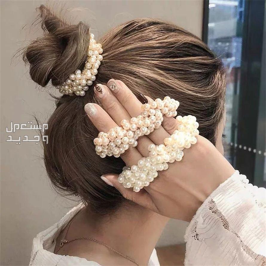 موضة إكسسوارات الشعر لعام 2023 ربطات لولي