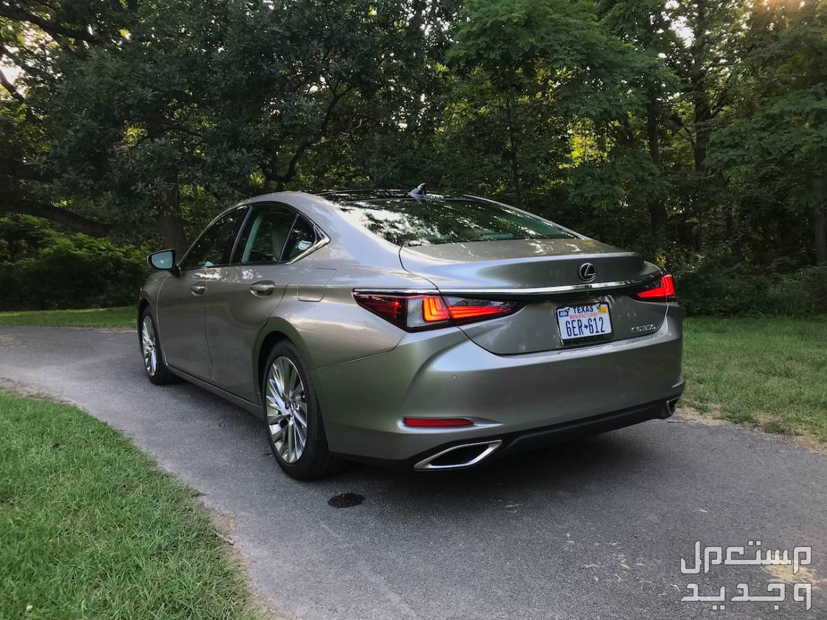 لكزس es 350 2019 مواصفات وصور واسعار صورة سيارة لكزس LEXUS ES 2019