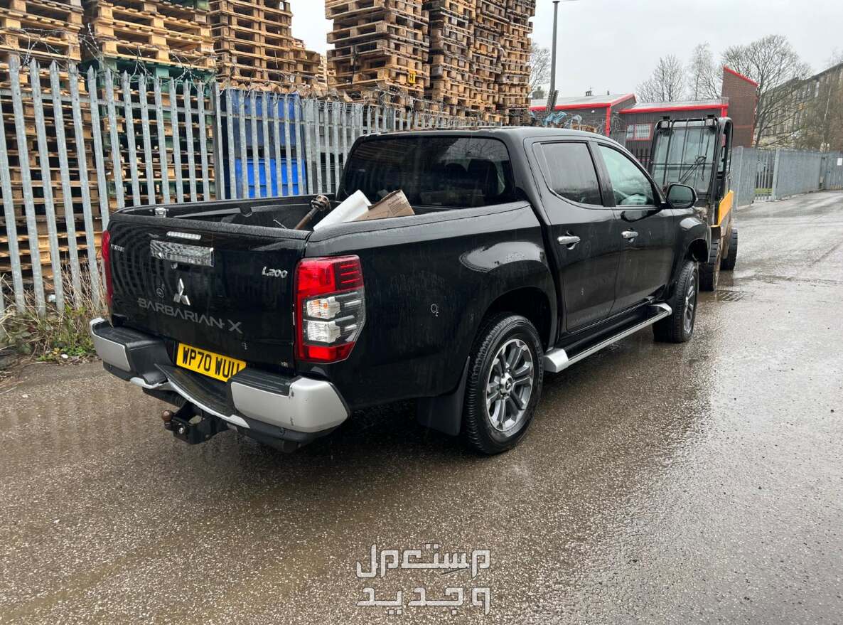 ميتسوبيشي L200 2021 صور اسعار مواصفات وفئات خلفية ميتسوبيشي L200 2021