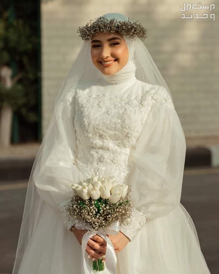 ألوان فستان كتب الكتاب 2023 ومواصفاتهم وأسعارهم في عمان فستان زفاف