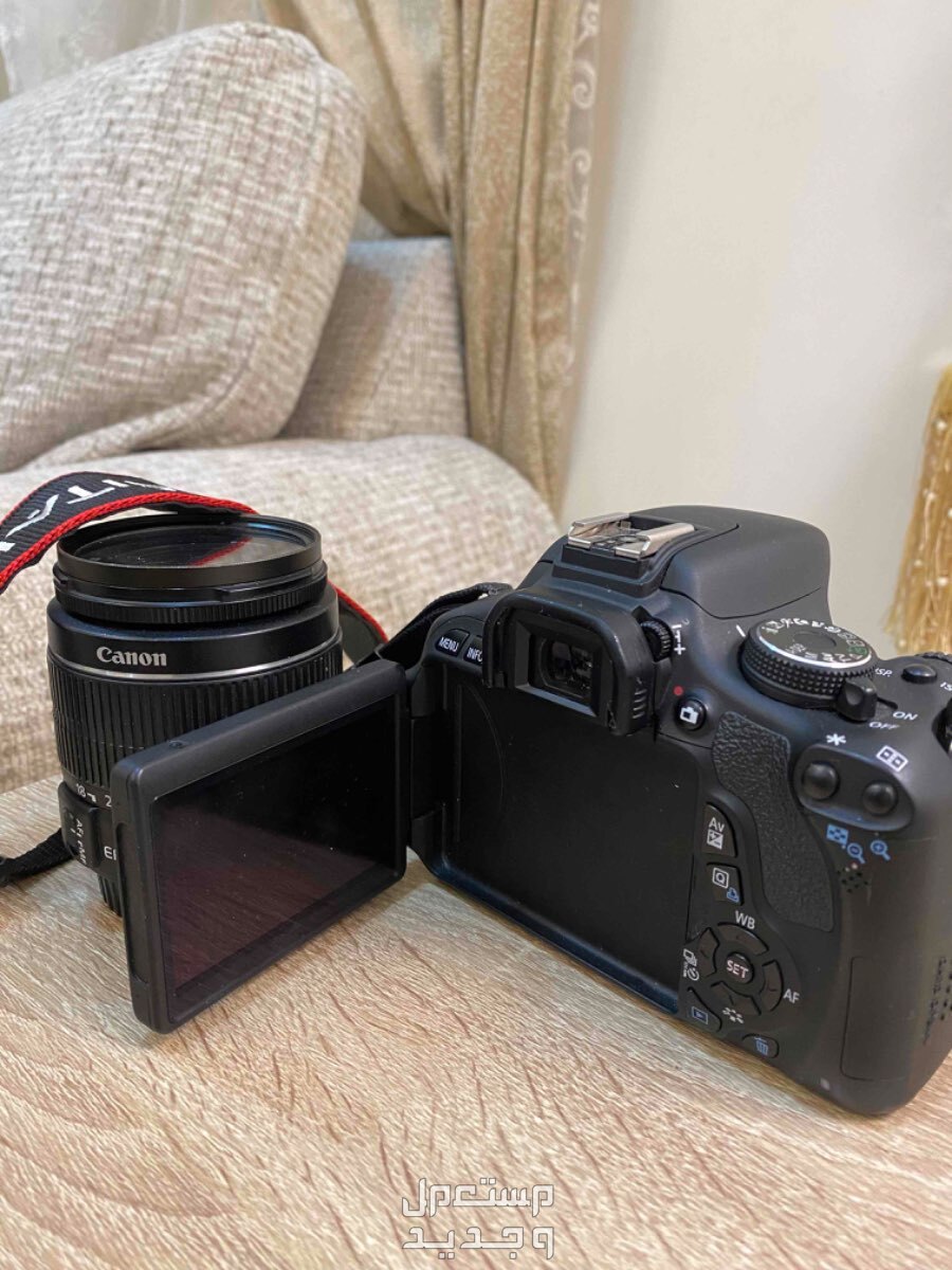 كاميرا ( Canon ) EOS 600D