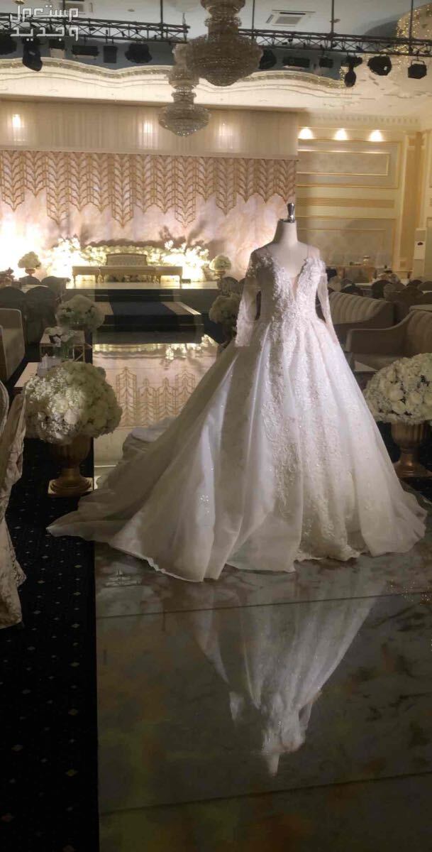 فستان زواج للبيع في جدة بسعر 5 آلاف ريال سعودي