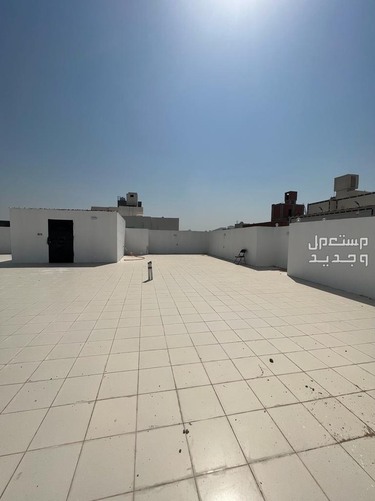 عمارة للبيع في حي النقابة - الجموم بسعر 930 ألف ريال سعودي