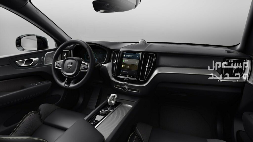 فولفو XC60 بلاك اديشن 2024 مواصفات واسعار مقصورة سيارة فولفو XC60 بلاك 2024